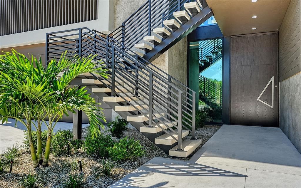 388 S SHORE DRIVE photo 6