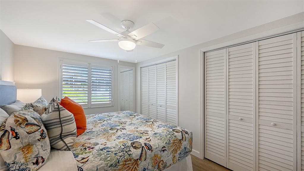 6020 MIDNIGHT PASS ROAD 63 photo 15