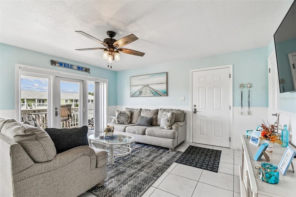 5116 BEACH DRIVE SE D photo 7