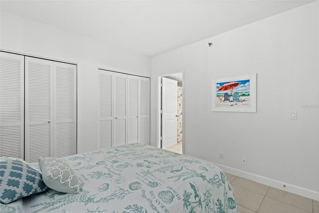 1065 GULF OF MEXICO DRIVE 402 photo 23