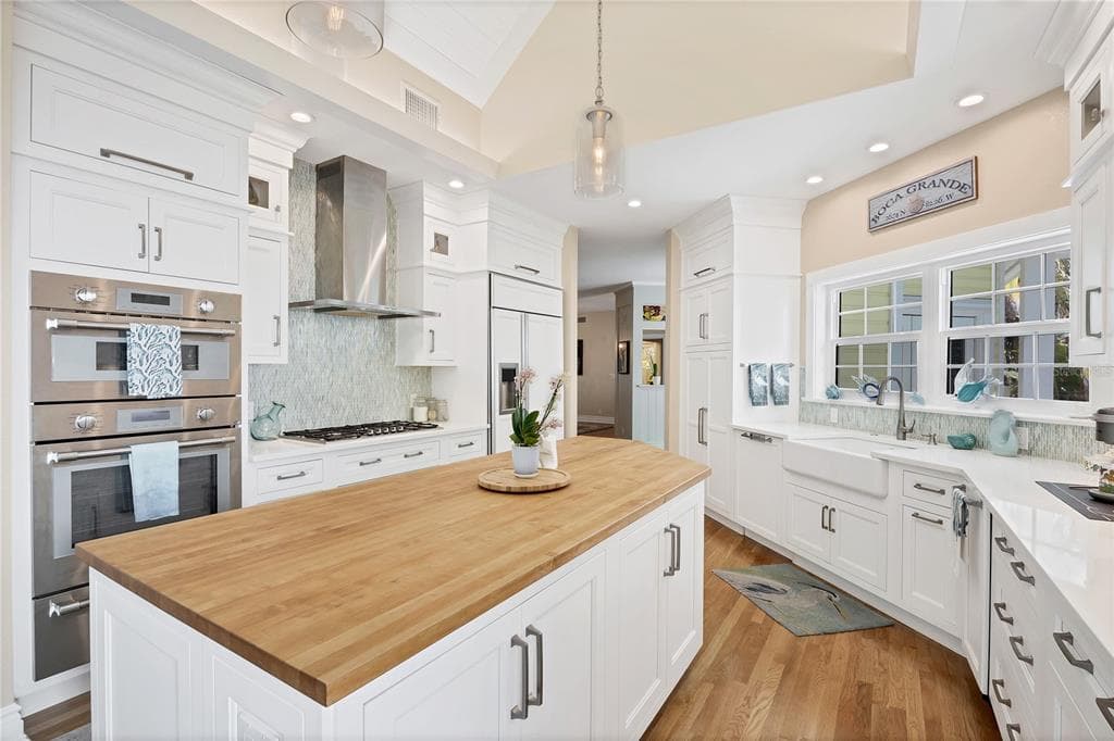 158 CARRICK BEND LANE photo 18