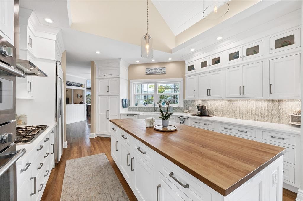 158 CARRICK BEND LANE photo 19