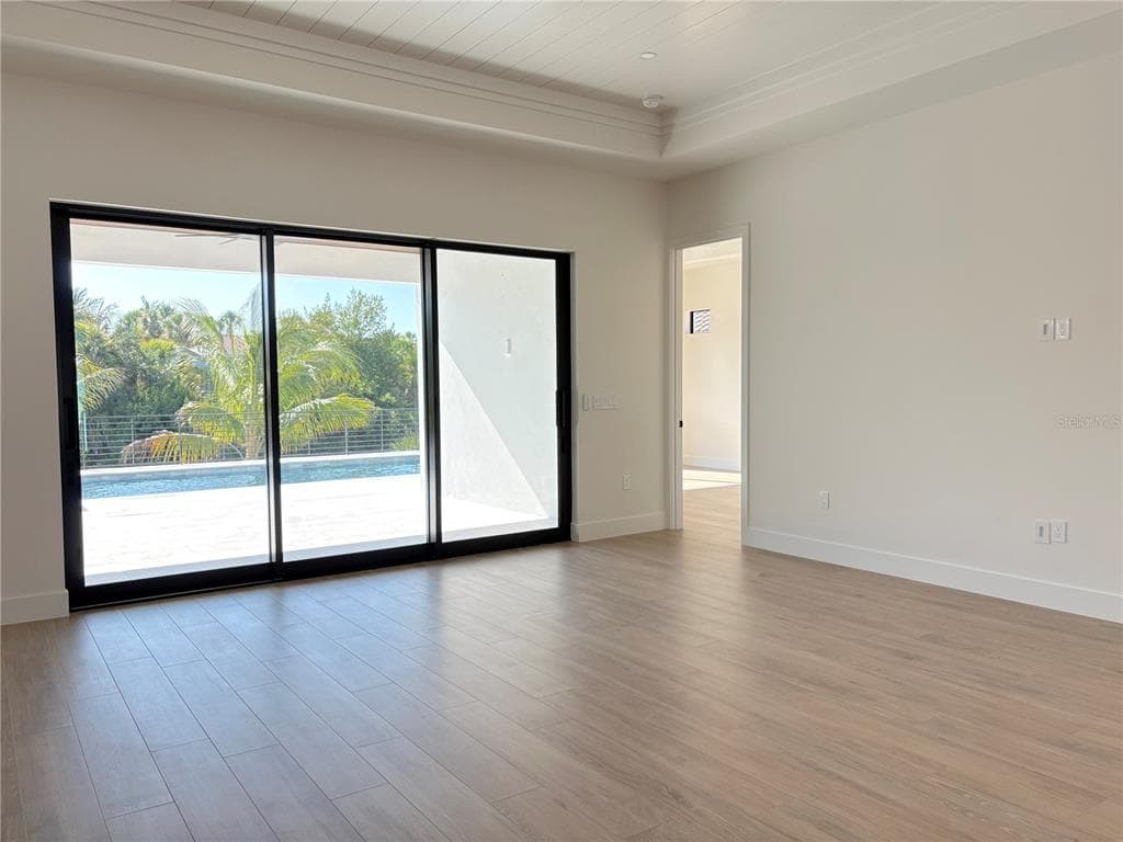 276 ISLAND CIRCLE photo 9