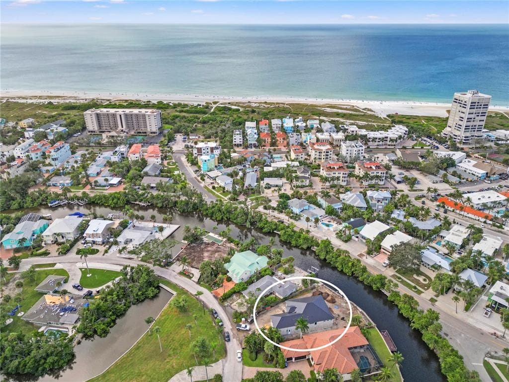 276 ISLAND CIRCLE photo 4