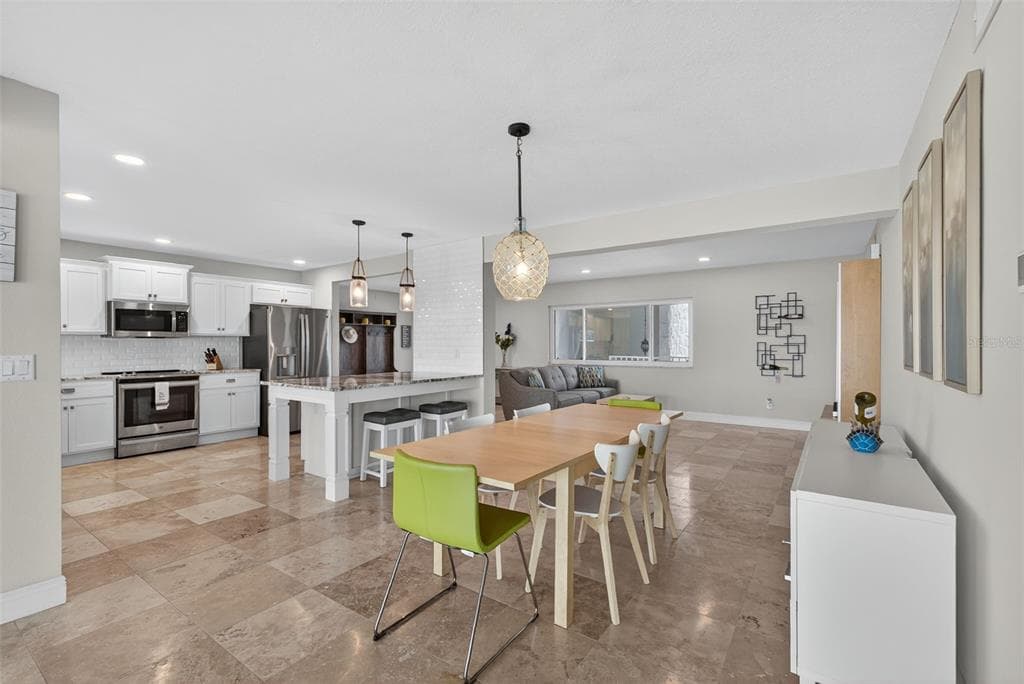 800 MADONNA BOULEVARD 1 photo 11