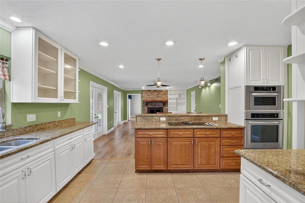 1502 AZALEA STREET photo 22