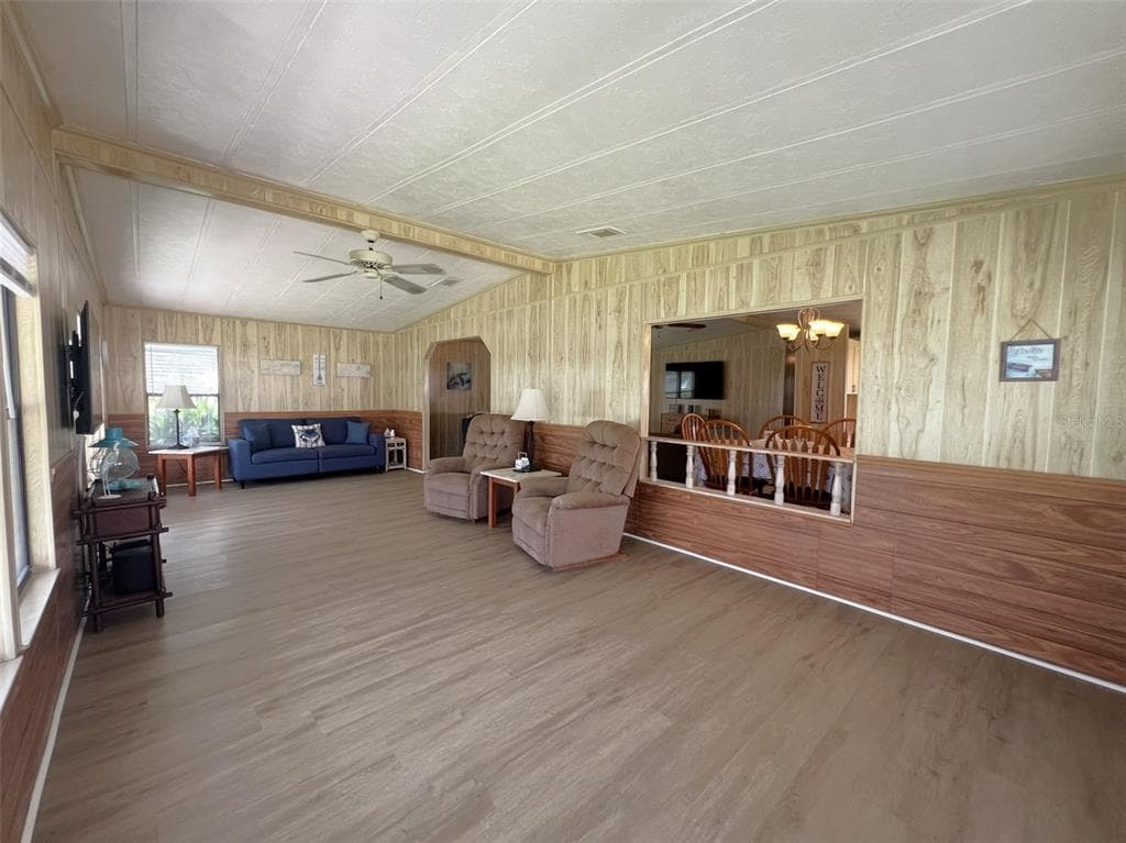 2055 S FLORAL AVENUE 133 photo 20