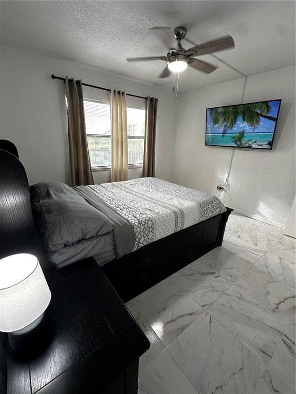800 COVE CAY DRIVE 4F photo 16