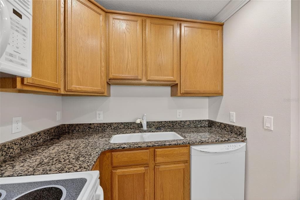 620 YARDARM DRIVE 10 photo 13