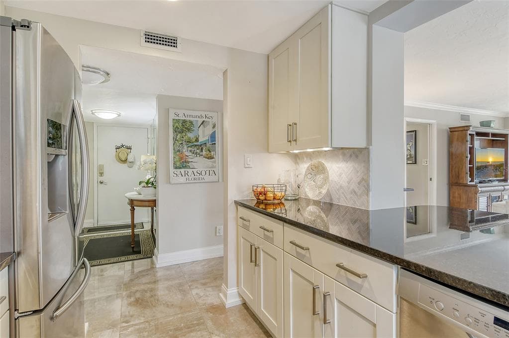 450 GULF OF MEXICO DRIVE B207 photo 13
