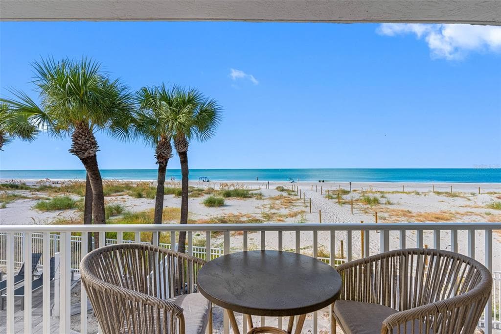13336 GULF BOULEVARD 101 photo 6