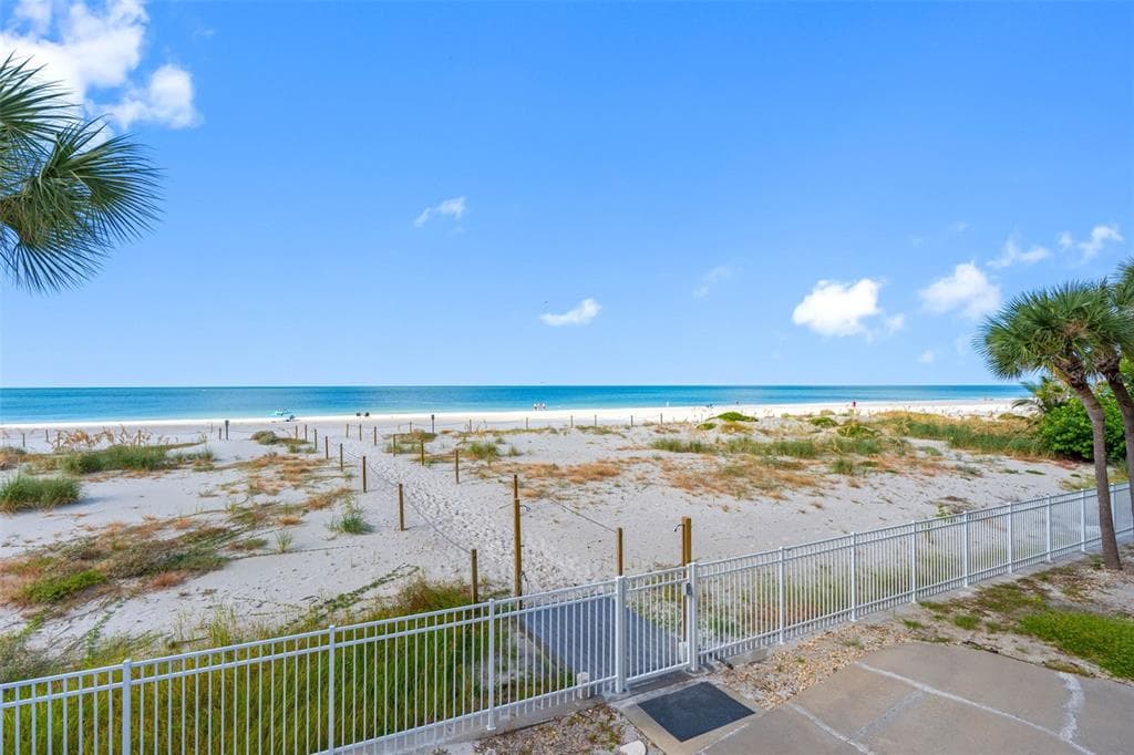 13336 GULF BOULEVARD 101 photo 7