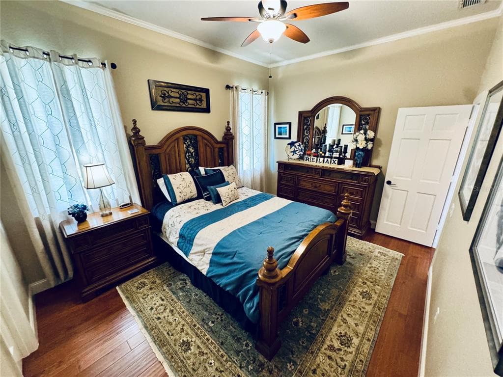 1024 SAN MATEO DRIVE photo 15