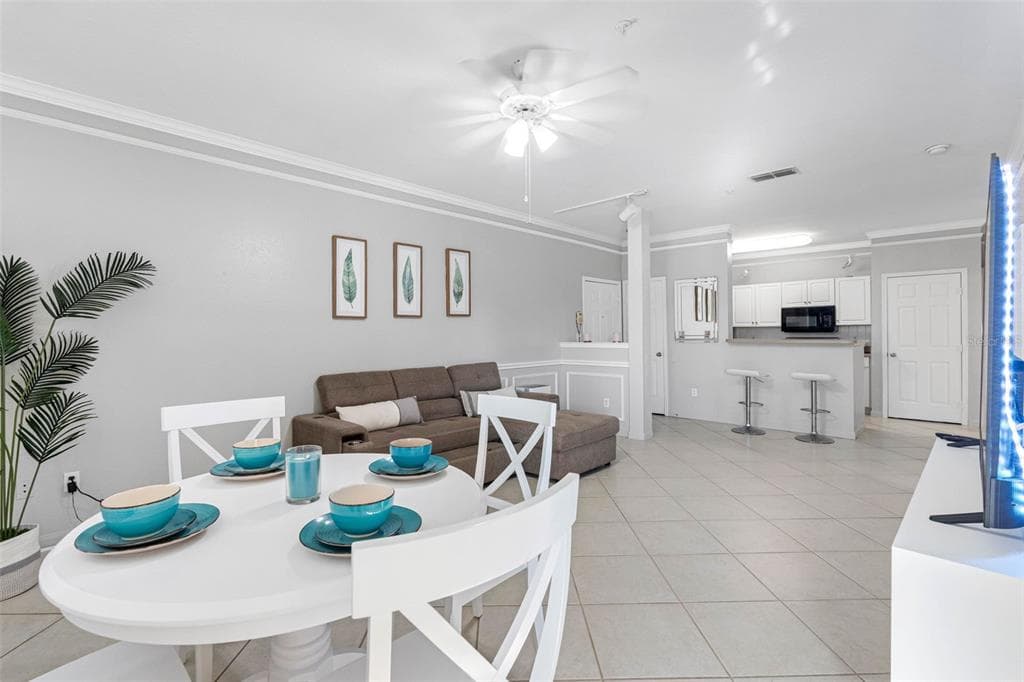 4343 BAYSIDE VILLAGE DRIVE 104 photo 16