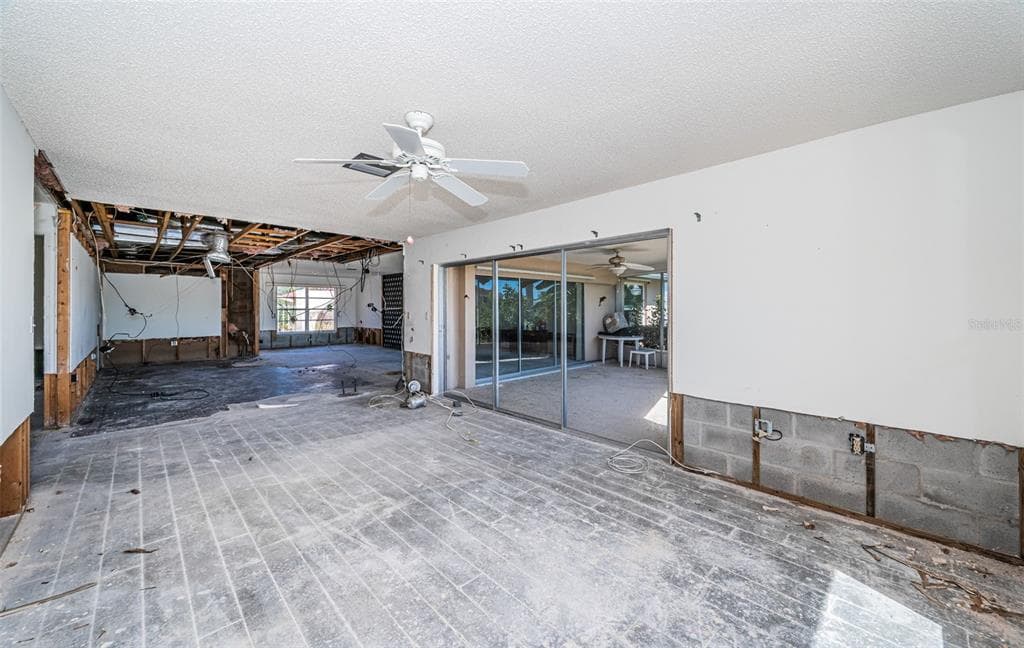 755 CAPRI BOULEVARD photo 20