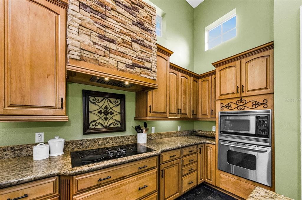 3143 PINEVIEW DRIVE photo 21