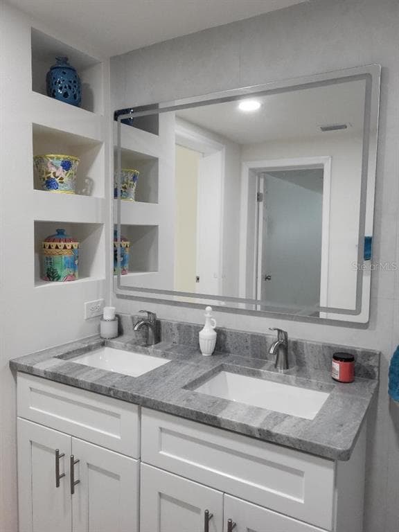 828 BLUE HERON BOULEVARD photo 24