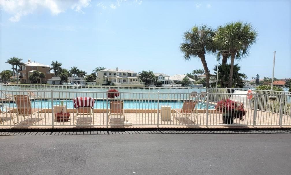 240 SAND KEY ESTATES DRIVE 257 photo 10