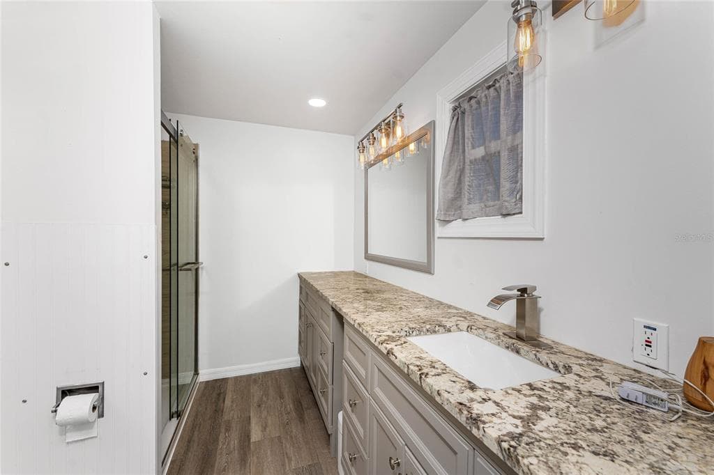 7548 RATAN CIRCLE photo 23