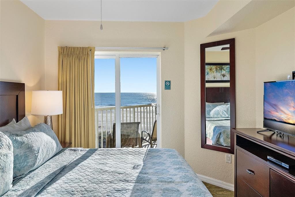 12000 GULF BOULEVARD 501-W photo 18