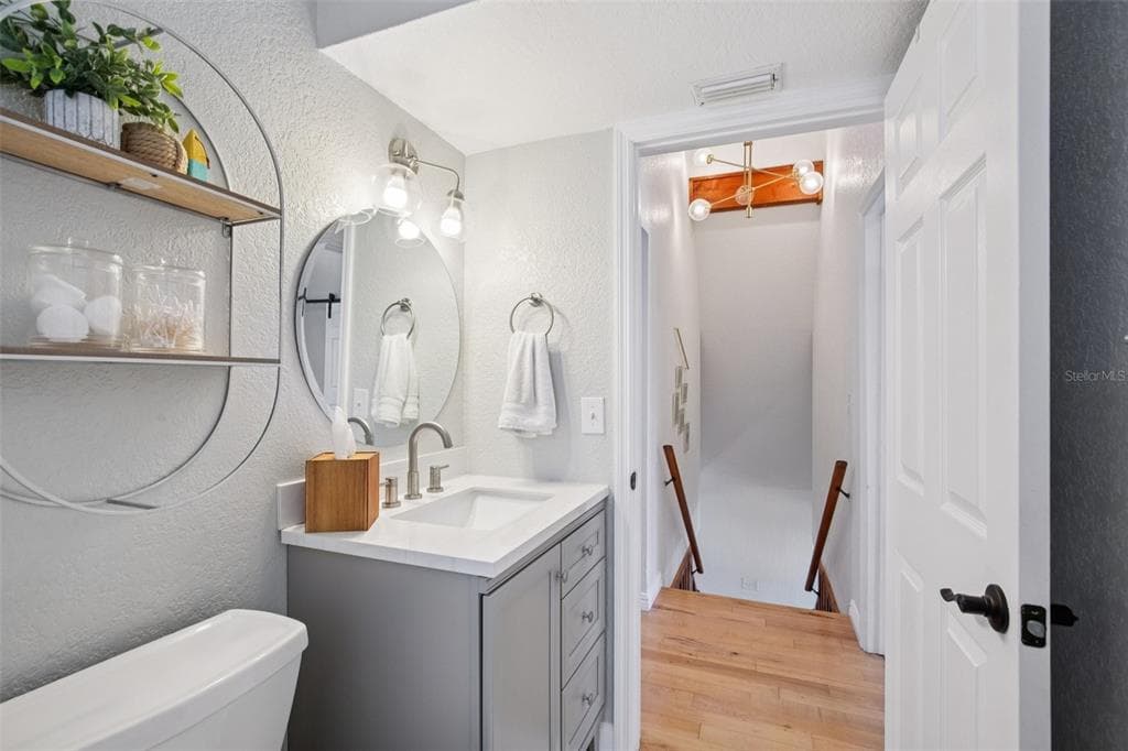 3140 N CANAL DRIVE photo 11