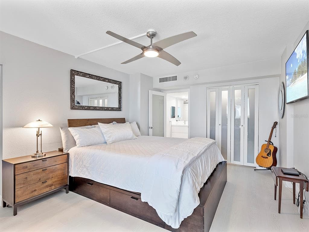 4822 OCEAN BOULEVARD 10E photo 21