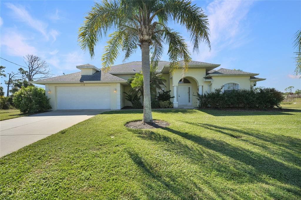 1185 ROTONDA CIRCLE photo 2