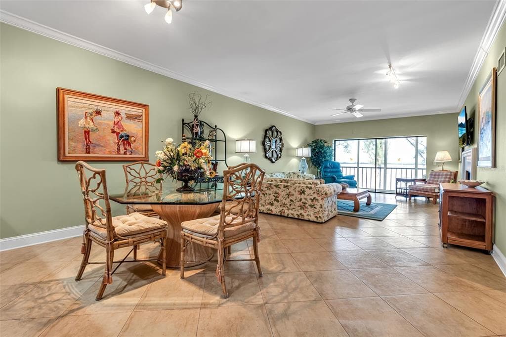 3840 MARINERS WAY 514A photo 13