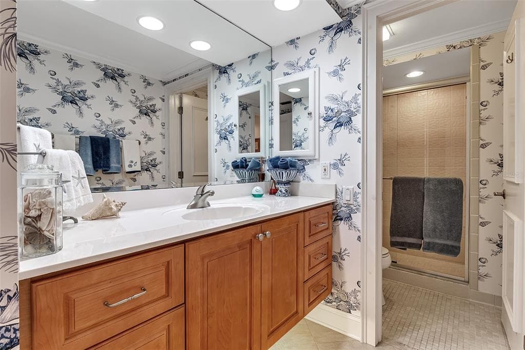 3840 MARINERS WAY 514A photo 24