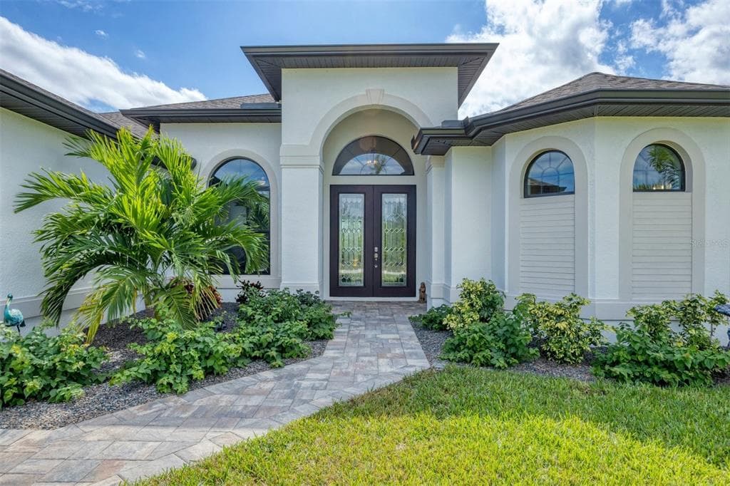 16660 LIGGETT CIRCLE photo 4