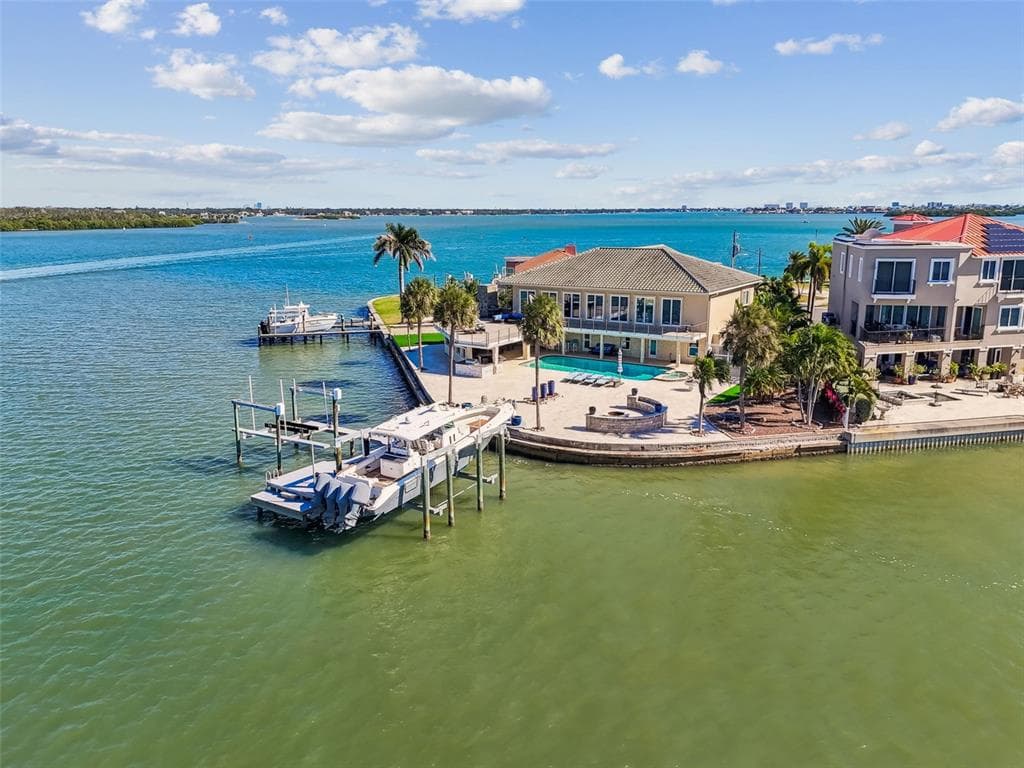 582 JOHNS PASS AVENUE photo 7