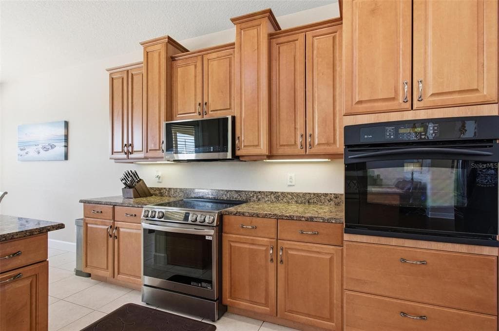 17 SANDPIPER COURT photo 19