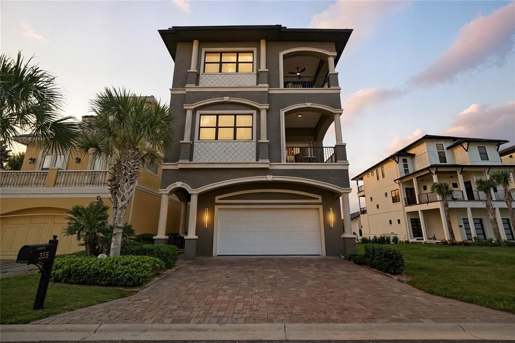 355 OCEAN CREST DRIVE photo 2