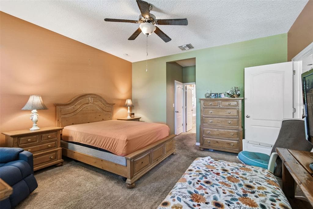1110 LAUREN MANOR LOOP photo 21