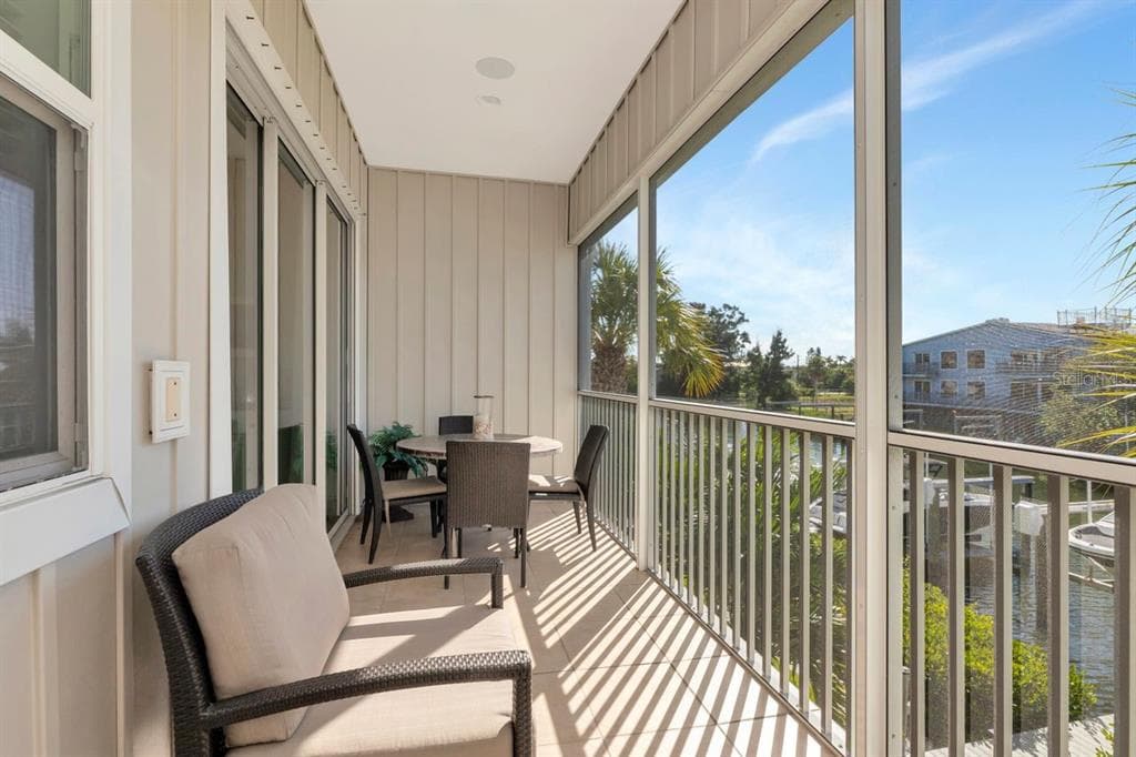 196 HAVEN BEACH DRIVE photo 25