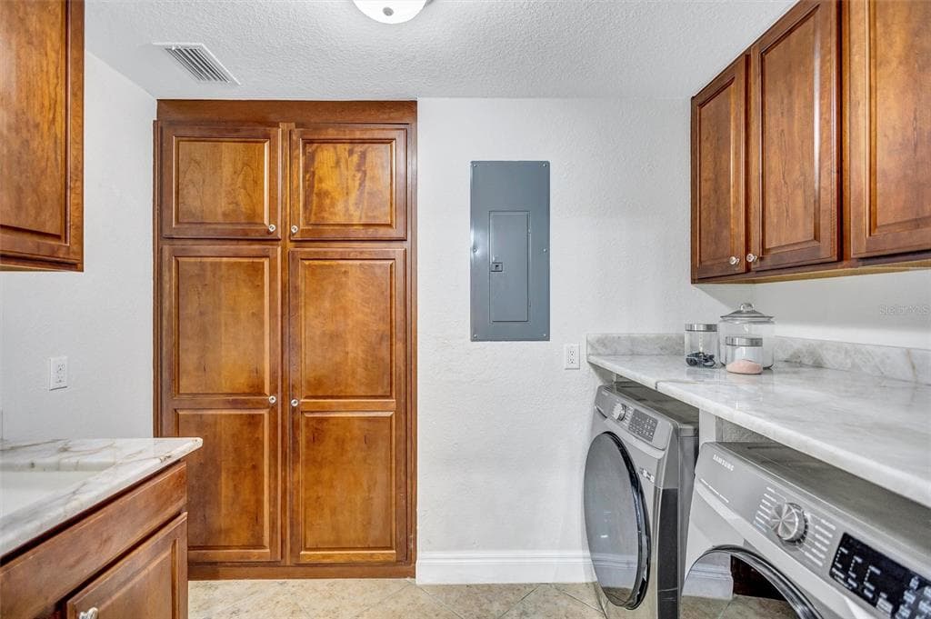 2925 TERRA CEIA BAY BOULEVARD 2802 photo 19