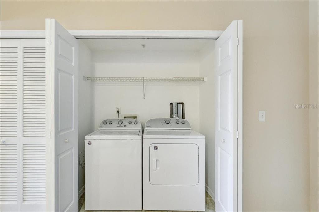 1200 COUNTRY CLUB DRIVE 3405 photo 23