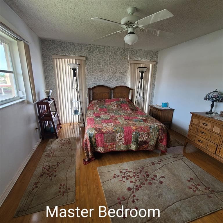 220 BUTTONWOOD CIRCLE 220 photo 21