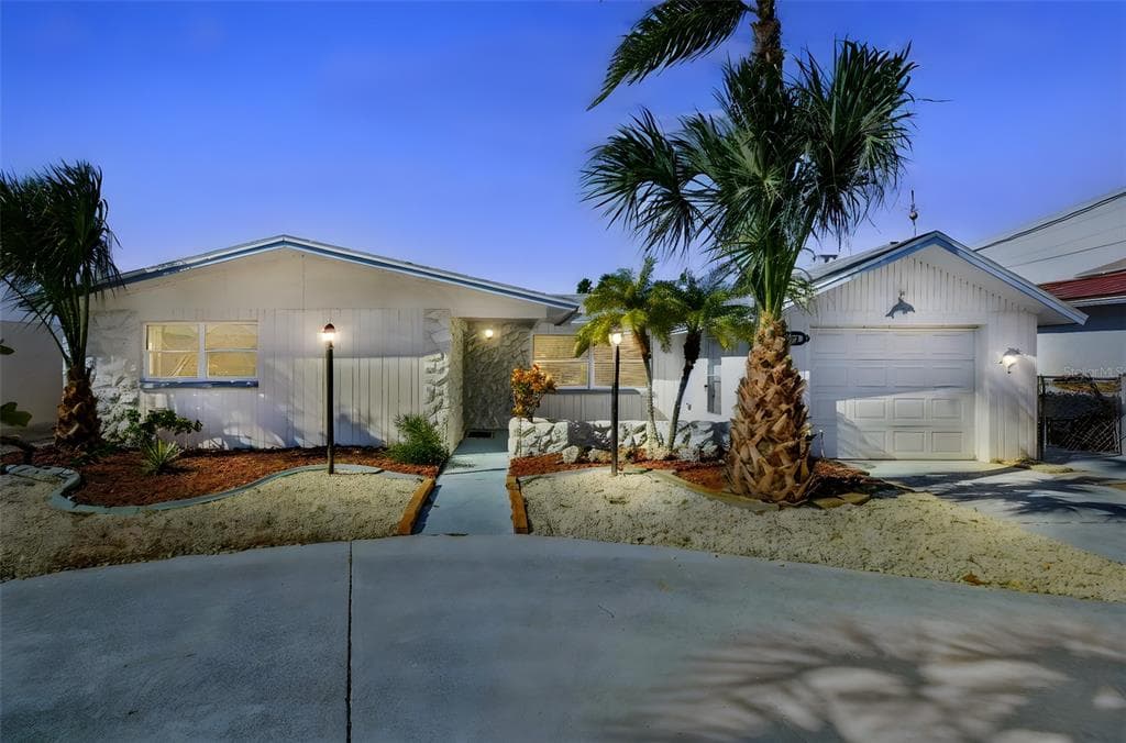 13711 ALLYN DRIVE photo 6