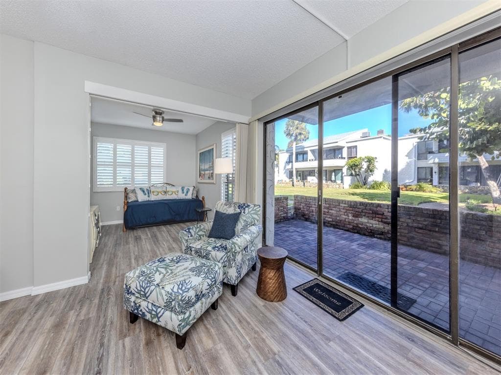 1555 TARPON CENTER DRIVE 140 photo 13