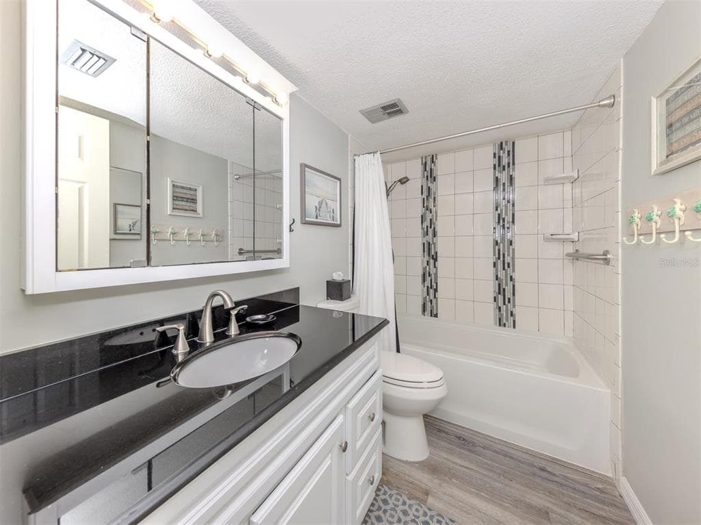 1555 TARPON CENTER DRIVE 140 photo 21