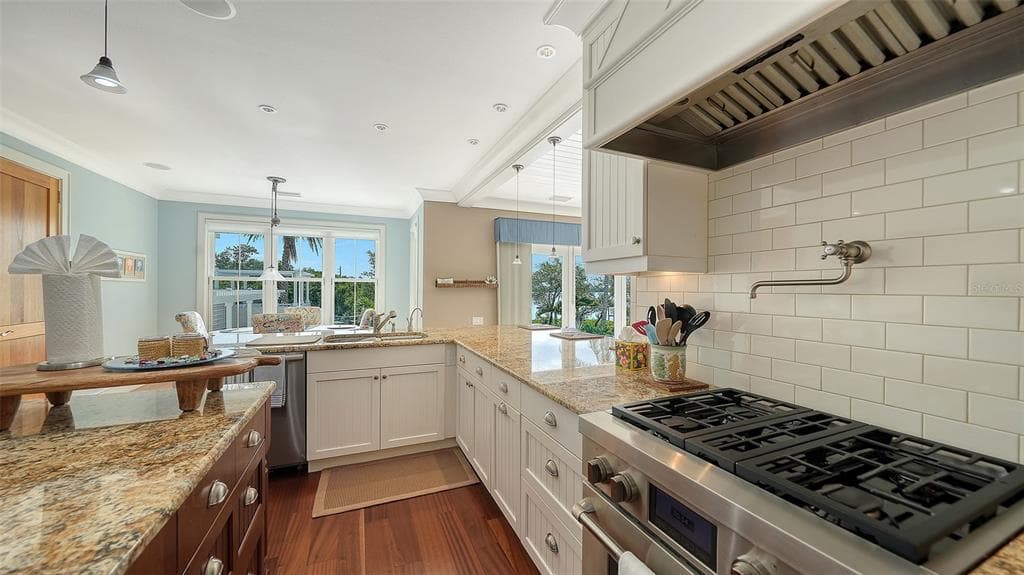 340 MORNINGSIDE DRIVE photo 23