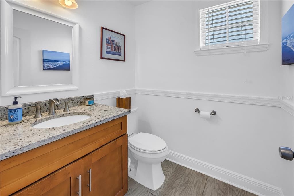 100 WINDRUSH BOULEVARD 1 photo 13