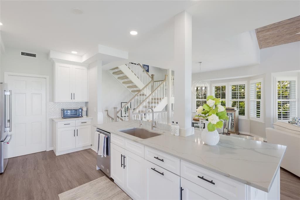 17 SEAWATCH DRIVE photo 24