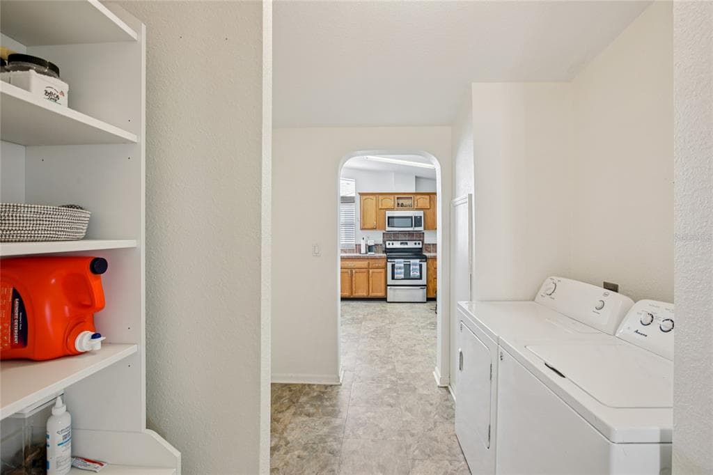 8420 FANTASIA PARK WAY photo 23