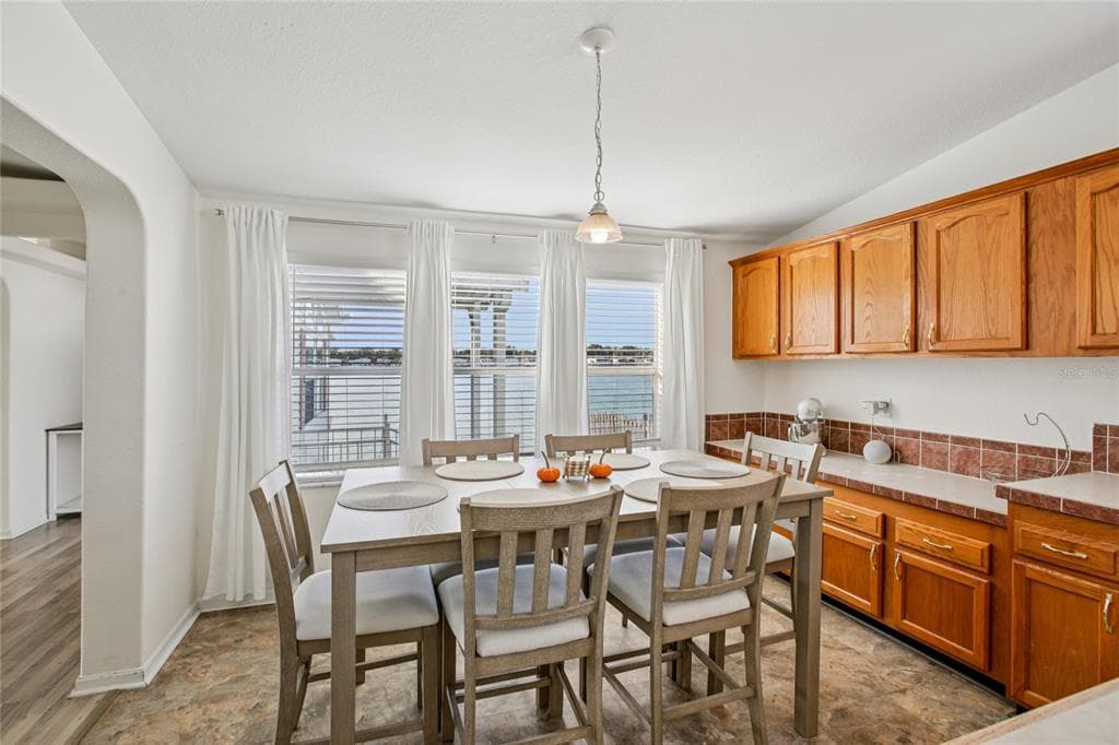 8420 FANTASIA PARK WAY photo 10