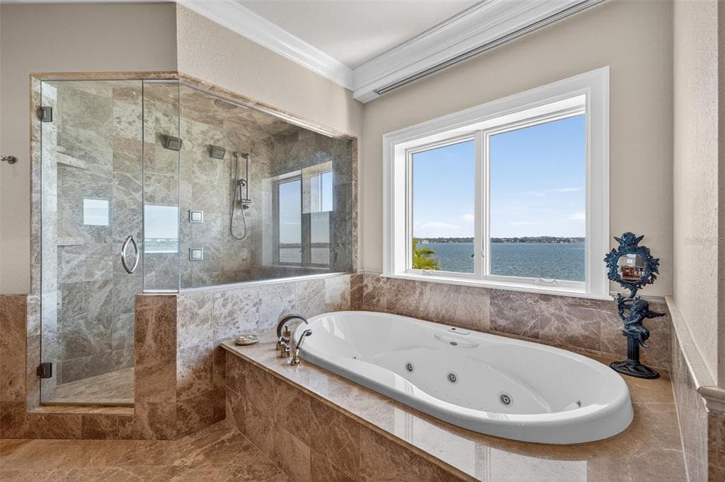 2165 LOUISA DRIVE photo 25