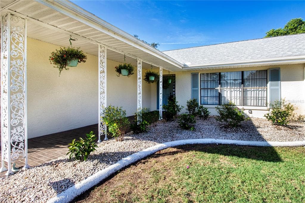 2016 E VIEW DRIVE photo 7