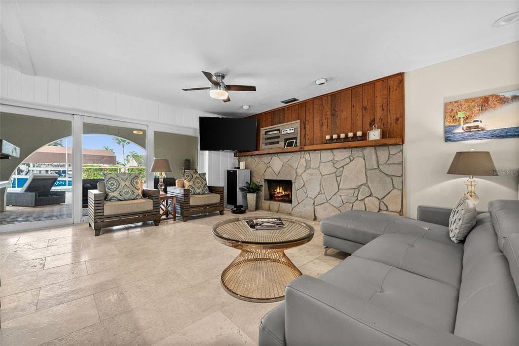2129 W TOBAGO CIRCLE photo 14