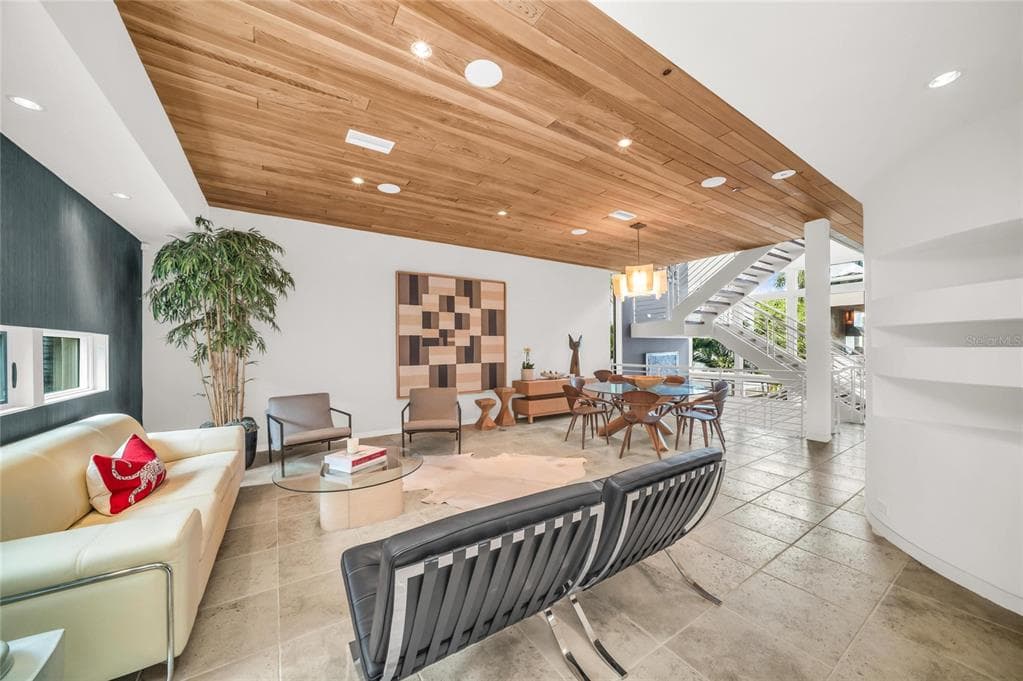 1404 KENILWORTH STREET photo 18